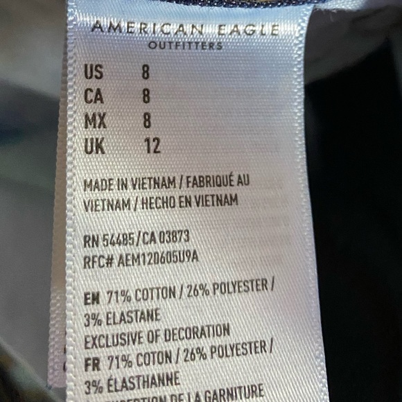 American Eagle Denim shorts, Hi-Rise Shortie, size 8 NWOT - Picture 6 of 6